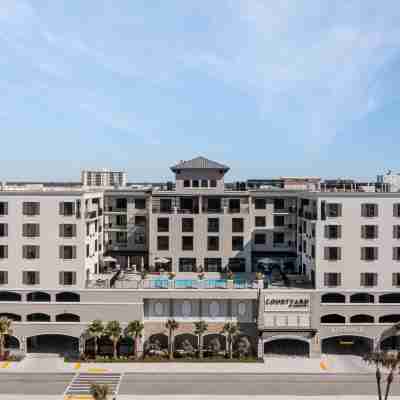 Courtyard Clearwater Beach Hotel Exterior