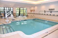 Courtyard Boston Waltham - Pools