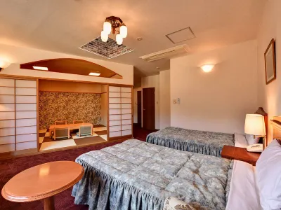 Hotel Monte Rosa فنادق في كاميكاوا