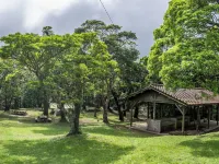 Oppadake Forest Park Camp and Bungalows Hotels near Sakiyamanoson Park