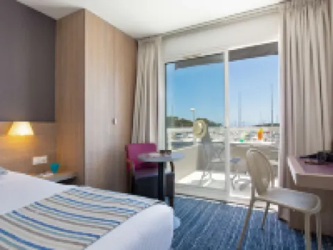 Best Western Plus Hotel la Marina Hotels in Saint-Raphaël