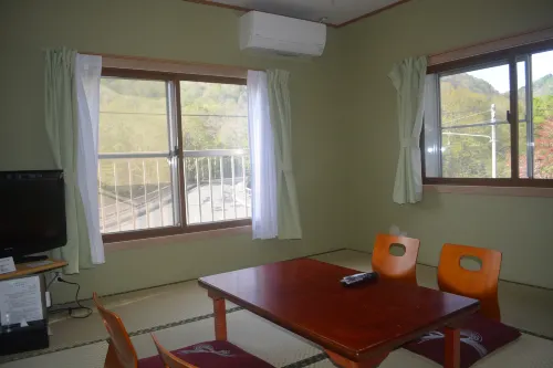 Oirase Guest House Keigetsu - 2-Star