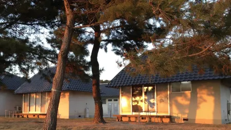 Naoshima Tsutsujiso Lodge Отели в г. уезд Кагава