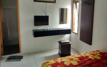 Sutra Hotel Отели рядом с достопримечательностью «Prabu Geusan Ulun Museum»