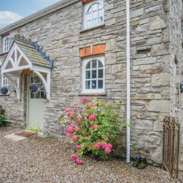 The Stables - 2 Bedroom Cottage - Princes Gate