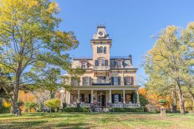 Hutton Brickyards Riverfront Hotel & Venue