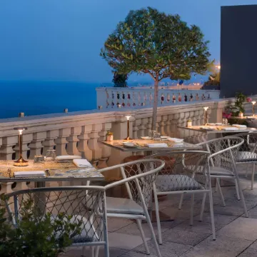 NH Collection Taormina
