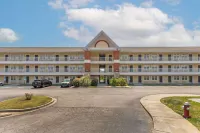 Extended Stay America Select Suites - Columbia - Ft Jackson Hotels in Columbia