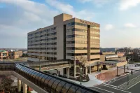 DoubleTree by Hilton Canton Downtown - 4-Sterne