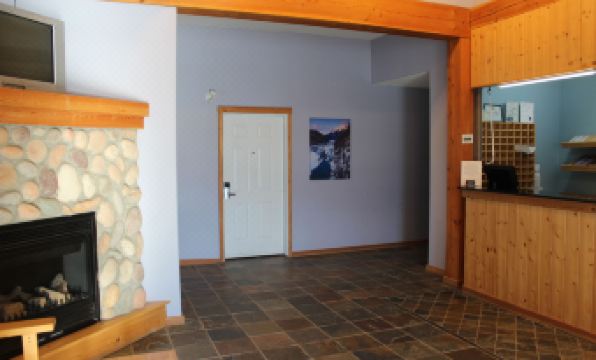 Golden Village Lodge