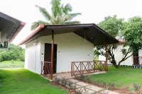 Mangozzz Magical World Hotels in Isambe