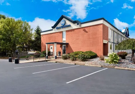 Best Western Adena Inn