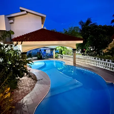 Gracey Dive Resort and Restaurant, Dumaguete