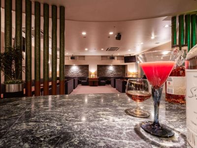 バー 湯田温泉 ユウベルホテル松政の写真