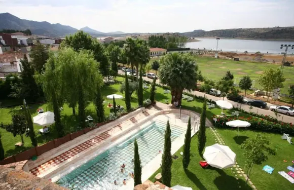 阿誇蘭赫大酒店與阿蘭赫水療中心