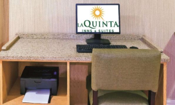 Baymont by Wyndham Lubbock - Downtown Civic Center