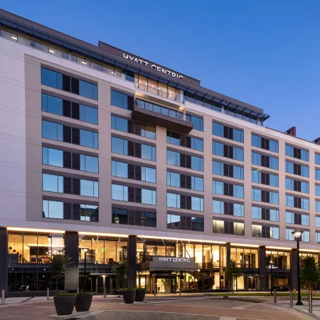 Hyatt Centric Charlotte/Southpark Отели рядом с достопримечательностью «Торговый центр SouthPark»