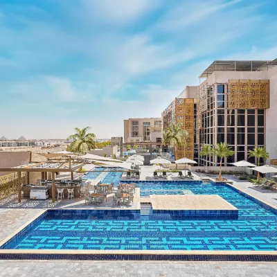 حياة ريجنسي كايرو ويست Hotels near دريم بارك