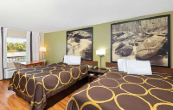 Super 8 by Wyndham Kingsport