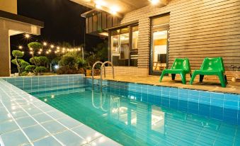 Sungsan Thesumplus Pool Villa