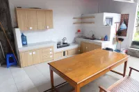 Homestay Amanda Hôtels à : Bendosari