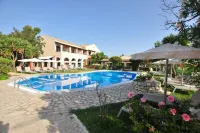 Acharavi Garden - piscina
