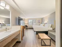 Best Western Lake Oswego Hotel  Suites Hotels in Lake Oswego