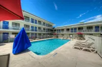 Motel 6 Bradenton, FL - 2-Star