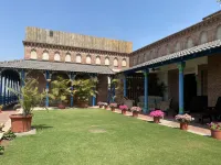 Namaste Dwaar Hotels in Jhangirpur