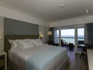 Vogal Luxury Beach Hotel & Spa