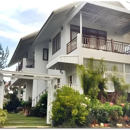 Baan Parinda (Pompom Home)