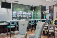 Holiday Inn SASKATOON DOWNTOWN by IHG - bar