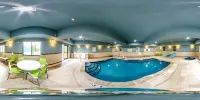 Holiday Inn Express & Suites Olathe South
