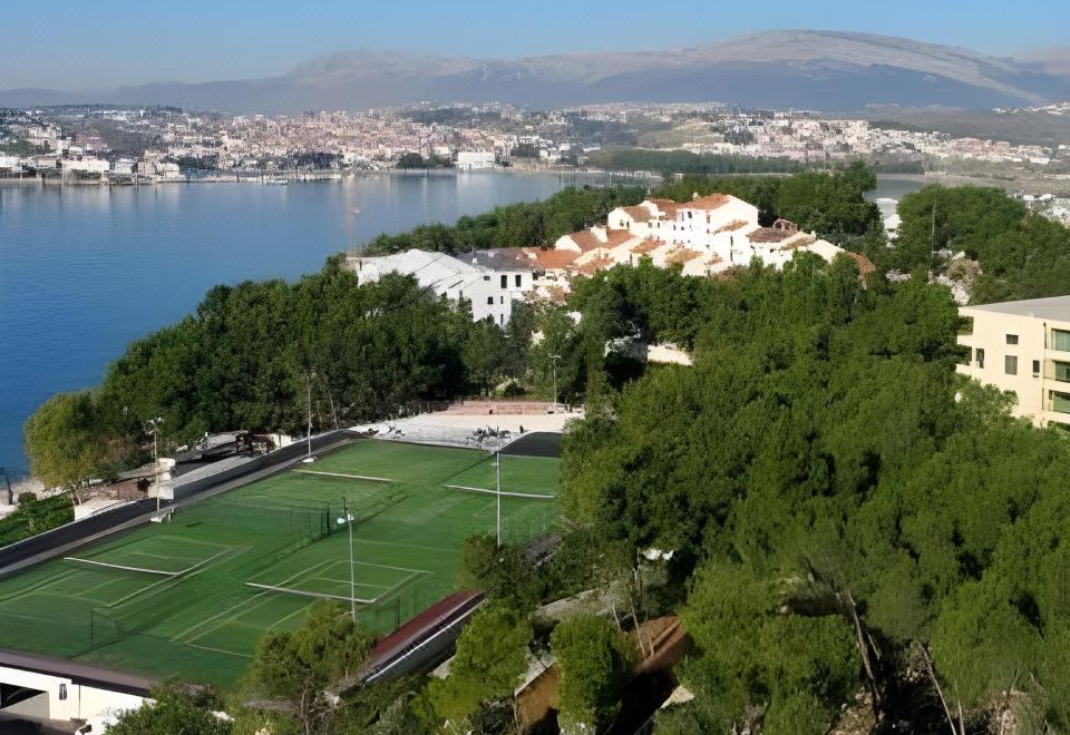 hotel overview picture