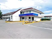 Motel 6 Windsor Locks, CT - Hartford Hotels in Windsor Locks