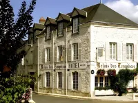 Le Relais des Templiers Hotel di Clery-Saint-Andre