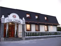 ApartHotel Vila Minka Отели рядом с достопримечательностью «AKC Metelkova»