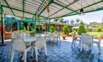 FabHotel Resort Royal Garden Retreat