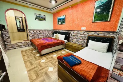 Goroomgo Balaji Home Stay (Mandi, Himachal Pradesh) Hotels near Gurudwara Sri Guru Gobind Singh Ji