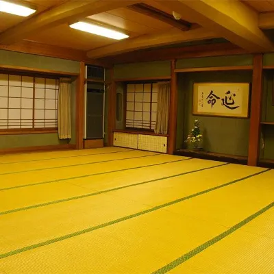 Ryokan Sakamotoya Hotels near Kasamatsu Park
