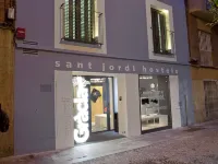 Sant Jordi Hostels Gracia