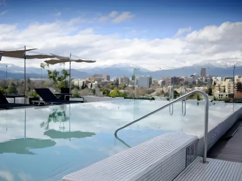 Noi Vitacura Отели в г. Сантьяго