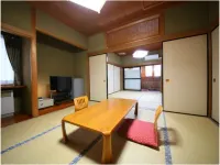 Yuyado Iwafuji Hotels in Kusatsu