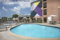 Spark by Hilton San Antonio Northwest near Six Flags - familiaux