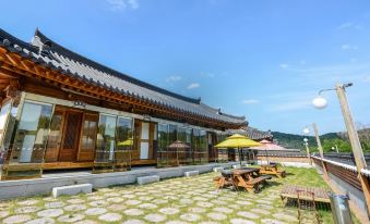 Gyeongju Chilbulam Hanok Pension