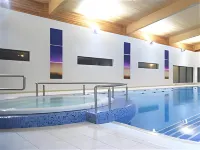 Manor West Hotel & Leisure Club - Pools