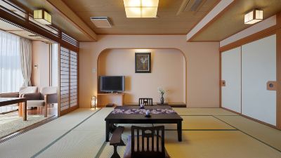 【登山閣】和室12畳＋和洋室クイーンベッド付「美濃」【和洋室】【喫煙】 熱海温泉　さくらや旅館の写真