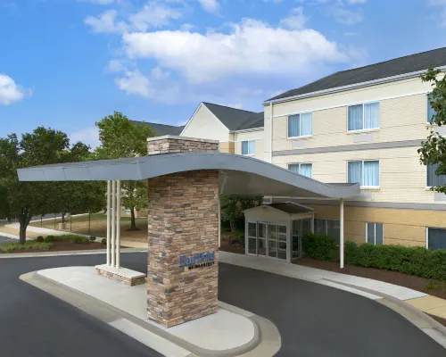 Fairfield Inn & Suites at Dulles Airport Hotels in Sterling