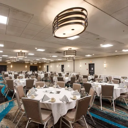 DoubleTree by Hilton Neenah