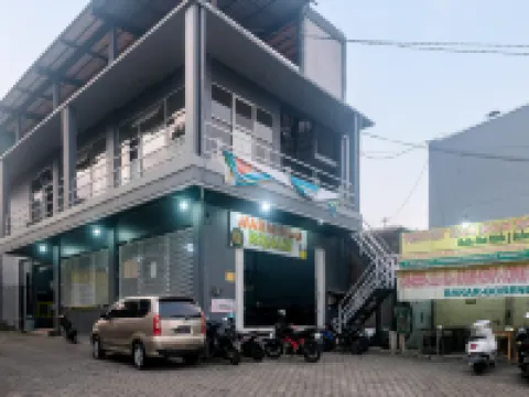UpCity Express Hotel Semarang by Pillow Hotels in Banyumanik